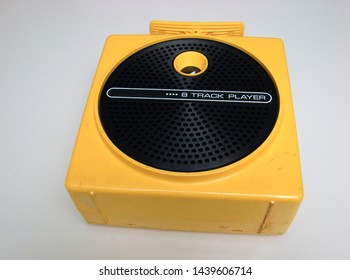 Vintage Retro 8 Track Music Player                              