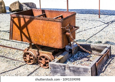 Vintage Wooden Mining Cart Images, Stock Photos & Vectors | Shutterstock