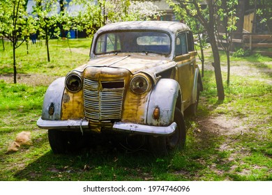 Vintage Rusty Passenger Car In The Park