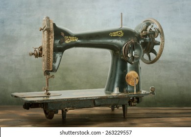 Vintage Sewing Machine