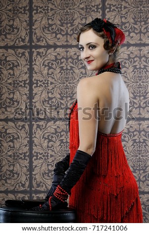 Bare Back Red Dresses