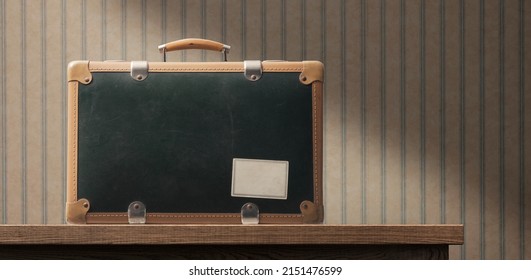 3,175 Wallpaper vintage suitcase Images, Stock Photos & Vectors