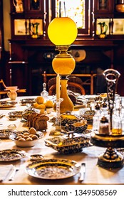 vintage table setting 