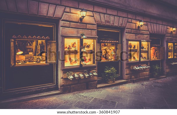 vintage shoes shop