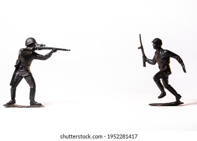 871 Vintage Army Men Plastic Images, Stock Photos & Vectors | Shutterstock