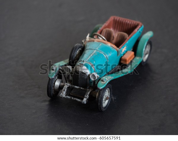 Vintage toy\
car