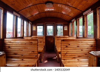 Imagenes Fotos De Stock Y Vectores Sobre Inside Wooden Cabin