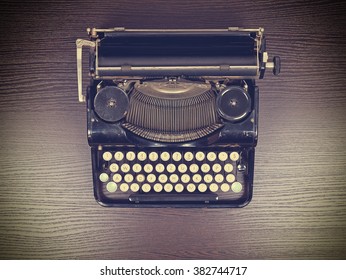 54,723 Antique typewriter Images, Stock Photos & Vectors | Shutterstock