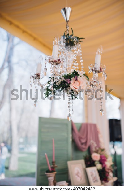 Vintage Wedding Decor Lamp Flowers Wedding Royalty Free Stock Image
