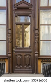 vintage wooden doors