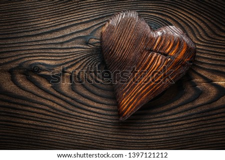 vintage wooden valentine toy heart n wood