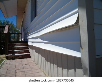 Vinyl Siding Damage From Wind.