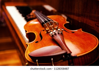 Violin on the keyboard close up