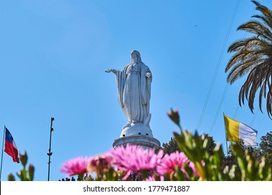 Virgen Del Carmen On Top Of Cerro San Cristóbal