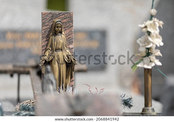 Virgin Mary Sculpture On Gravestone 600w 2068841942 