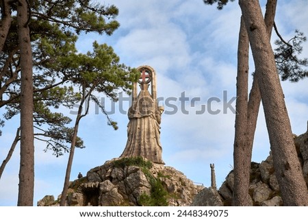 The Virgin of the Rock is an imposing stone sculpture in Baiona (Galicia - Spain) that represents the Virgin Mary with a boat in her right hand. which is a viewpoint.