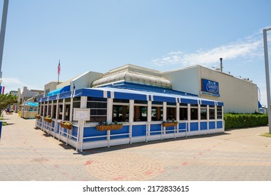 Virginia Beach, VA, USA - June 22, 2022: Photo Of Il Giardino Italian Restaurant Virginia Beach