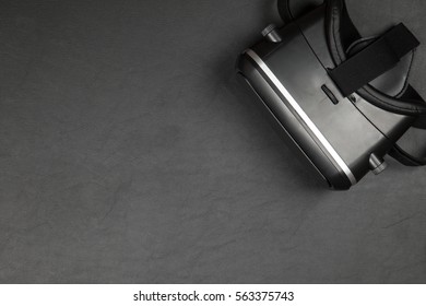 Virtual reality headset