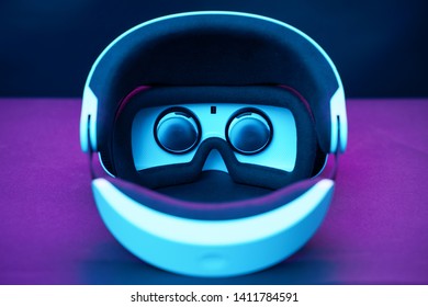 Virtual reality headset. Technology of future