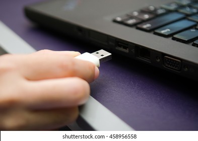 IT virus enter laptop computer via USB thumb drive or USB stick