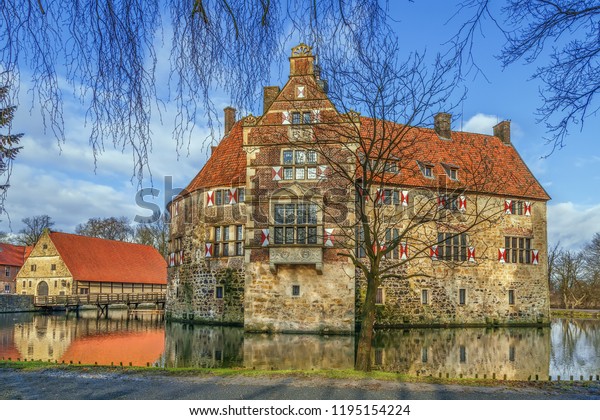 Vischering Castle In Ludinghausen, North Rhine-Westphalia Is The Most ...