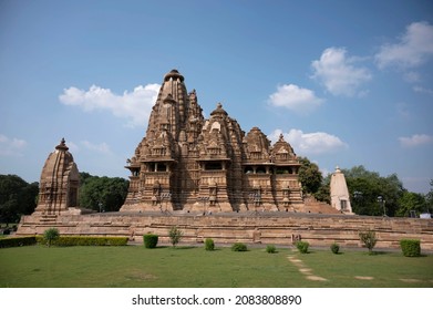 871 Vishwanath temple Images, Stock Photos & Vectors | Shutterstock