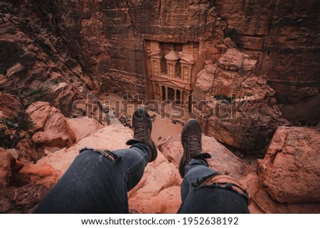 Visit to the archaeological site of Petra.