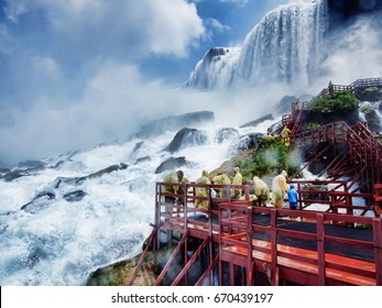 Visitors at Niagara falls
