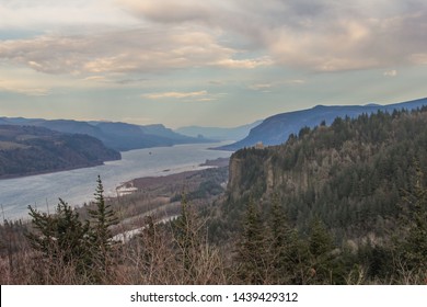 Vista House- A Museum In Multnomah County, Oregon