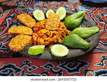A visual feast of Tempe Penyet. The 