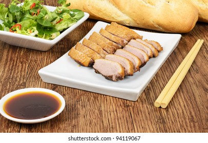 Vit Hom Khoi - Vietnamese Tea Smoked Duck Breasts