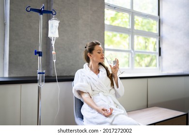 Vitamin Therapy Iv Drip Infusion In Women Blood