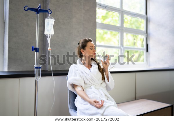 Vitamin Therapy\
Iv Drip Infusion In Women\
Blood