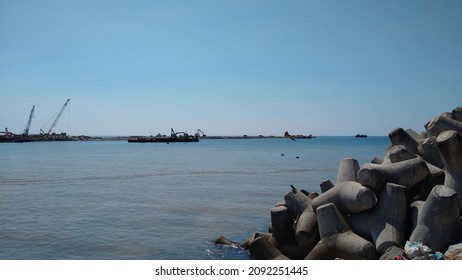 Vizhinjam Sea Port And Harbor, Thiruvananthapuram District, Kerala, Seascape View