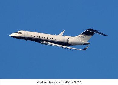 Download Bombardier Global 5000 Images Stock Photos Vectors Shutterstock PSD Mockup Templates