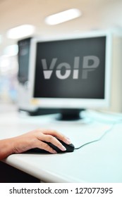 VoIP On Monitor Lcd