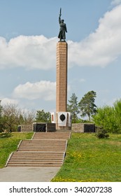 VOLGOGRAD - MAY 4: Monument To Chekists , Officers Of Counterintelligence, To Police Officers Who Died In Defense Of Stalingrad In 1942. May 4, 2014 In Volgograd, Russia.