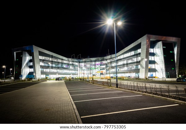 Volkswagen Head Office in England built in
2014:Tongwell,England- October
2017