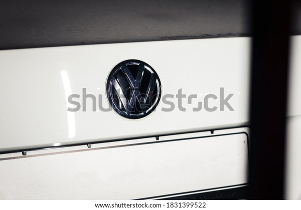 Volkswagen Motor Show logo marketing automaker\
brand trademark\
europe