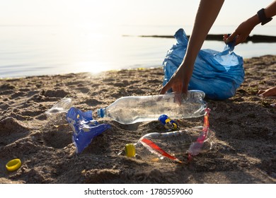ゴミ拾い の画像 写真素材 ベクター画像 Shutterstock