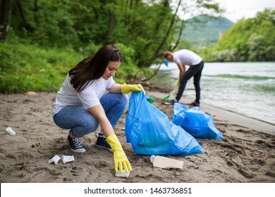 13,836 River Cleaning Images, Stock Photos & Vectors | Shutterstock