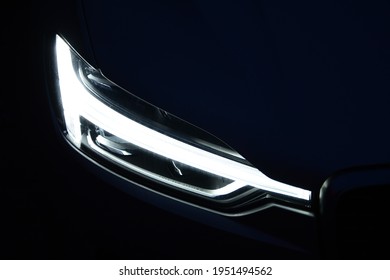 Volvo XC60 (2020 Registration) Headlight, Essex, England, UK - Summer 2020