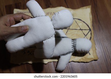 Voodoo Dolls Used In Ancient Rituals.