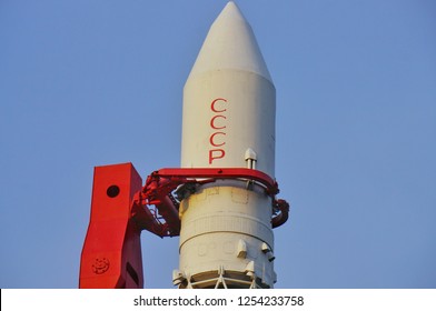 vostok-launch-vehicle-produced-soviet-26