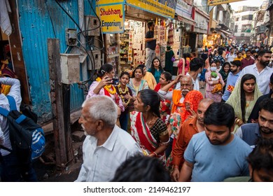 Vrindavan Uttar Pradesh India April 9 Stock Photo 2149462197 | Shutterstock