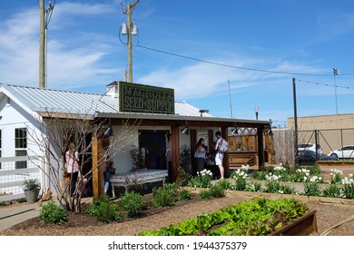 WACO, TEXAS - MARCH 19, 2018: Magnolia Seed And Supply. The Garden Shop Is On The Grounds Of Magnolia Market.