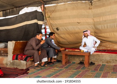 Desert Arab Tent Images Stock Photos Vectors Shutterstock