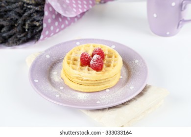 waffles with raspberry