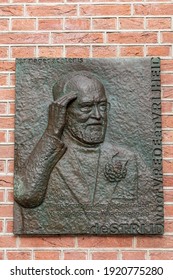 Wageningen, The Netherlands - January 21, 2021: Monument Of Prince Bernhard Of Lippe- Biesterveld On Wall Of Hotel De Wereld In Wageningen, Gelderland In The Netherlands.