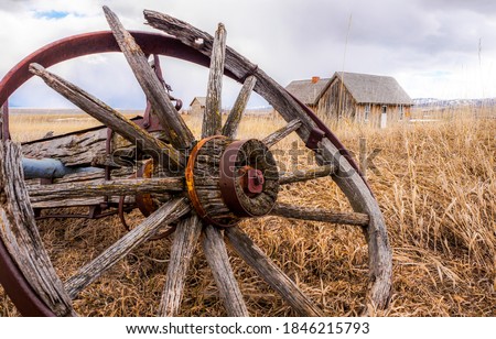 Wagon wheel is rustic and broken